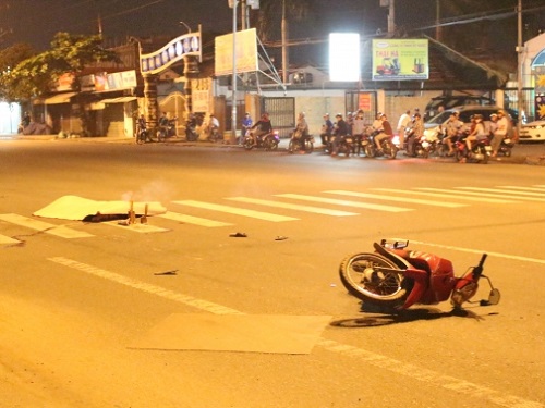 Tai nạn giao th&ocirc;ng mới nhất ng&agrave;y 11/11: Nam thanh ni&ecirc;n bị văng xa 20m tử vong