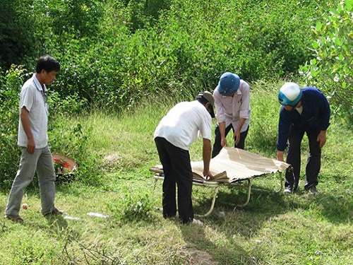 Tai nạn giao th&ocirc;ng ng&agrave;y 30/11: B&aacute;nh xe tải c&aacute;n qua người, hai nạn nh&acirc;n chết tại chỗ