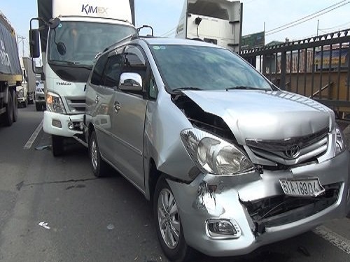 Tai nạn giao th&ocirc;ng ng&agrave;y 10/12: Đi dự tiệc th&ocirc;i n&ocirc;i, 6 người gặp tai nạn giao th&ocirc;ng