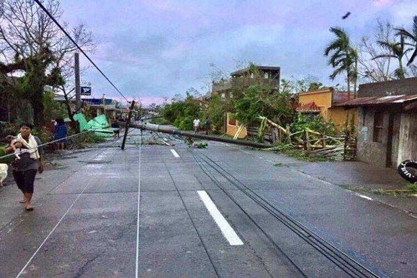hinh-anh-sieu-bao-nock-ten-tan-pha-philippines