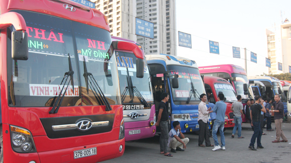 cac-nha-xe-bo-khach-o-ben-my-dinh-da-hoat-dong-tro-lai