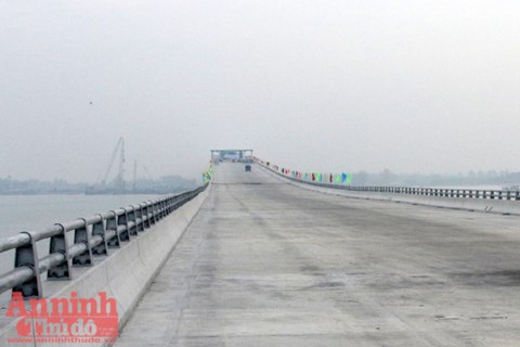 hai-phong-hop-long-cau-vuot-bien-dai-nhat-dong-nam-a