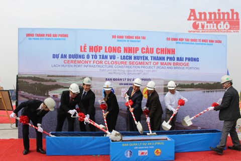 hai-phong-hop-long-cau-vuot-bien-dai-nhat-dong-nam-a