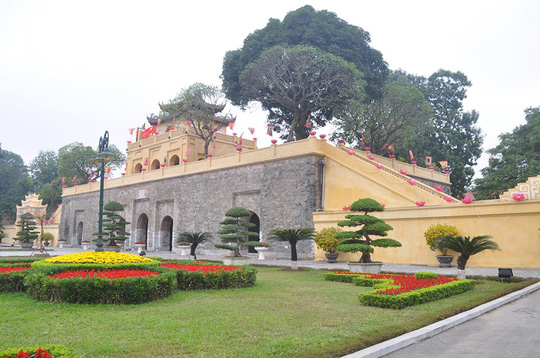 ngo-ngang-voi-dien-mao-moi-cua-doan-mon-hoang-thanh-thang-long