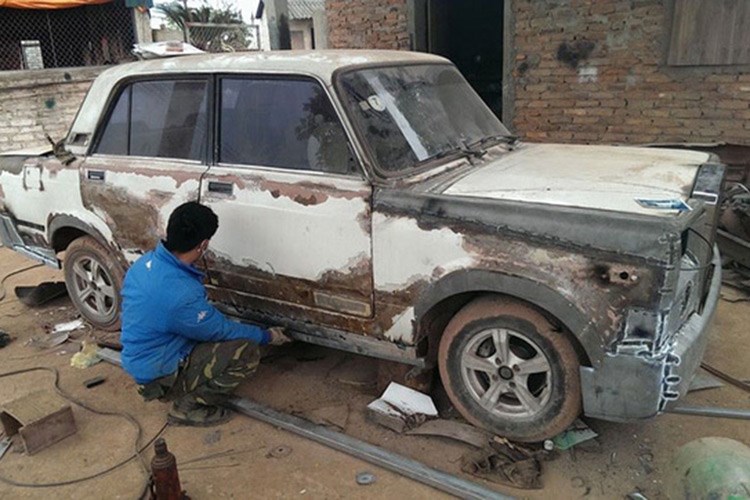 rolls-royce-made-in-vietnam-gia-10-trieu-tai-bac-ninh