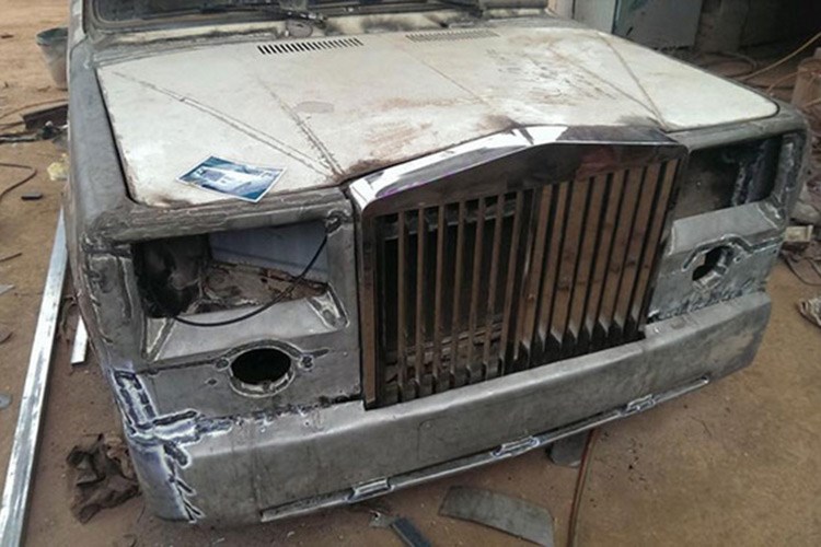 rolls-royce-made-in-vietnam-gia-10-trieu-tai-bac-ninh