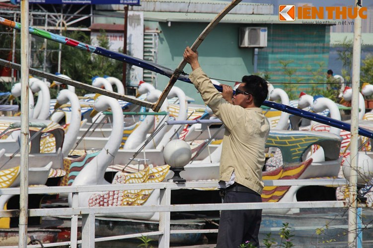 du-thuyen-nha-noi-ho-tay-nhung-hinh-anh-cuoi-cung-truoc-gio-thao-do