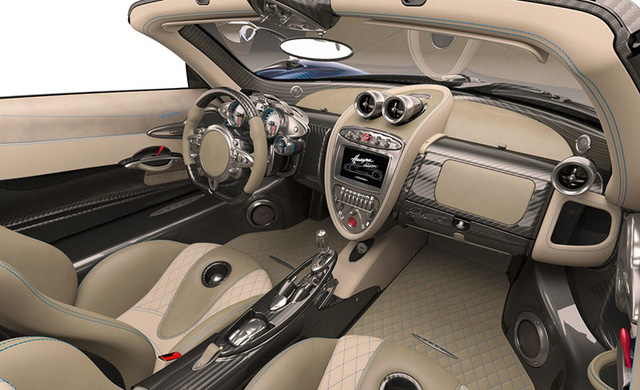 man-nhan-voi-pagani-huayra-roadster-gia-24-trieu-usd man-nhan-voi-pagani-huayra-roadster-gia-24-trieu-usd