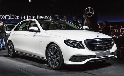 Đo&aacute;n gi&aacute; Mercedes-Benz E-Class &lsquo;tr&igrave;nh l&agrave;ng&rsquo; tại Ấn Độ