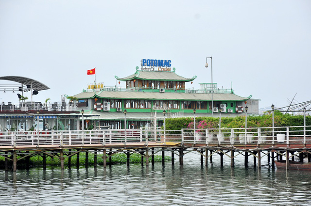 sau-khi-thao-do-nha-noi-ho-tay-boc-mui-hoi-thoi