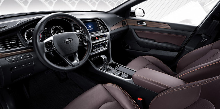 Hyundai Sonata facelift 2017 &lsquo;tr&igrave;nh l&agrave;ng&rsquo; tại H&agrave;n Quốc