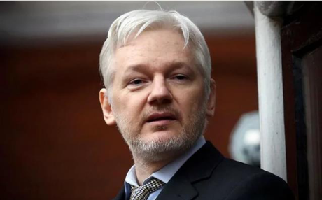 Julian Assange, nh&agrave; s&aacute;ng lập trang WikiLeaks. Ảnh: Internet