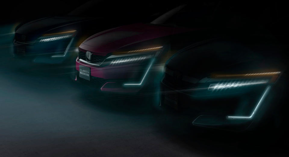 Honda Clarity PHEV & EV &lsquo;tr&igrave;nh l&agrave;ng&rsquo; tại Triển l&atilde;m New York 2017