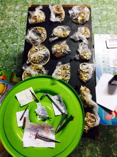tim-duoc-hon-100-luong-vang-bi-trom-mat-chu-tiem-vang-noi-gi