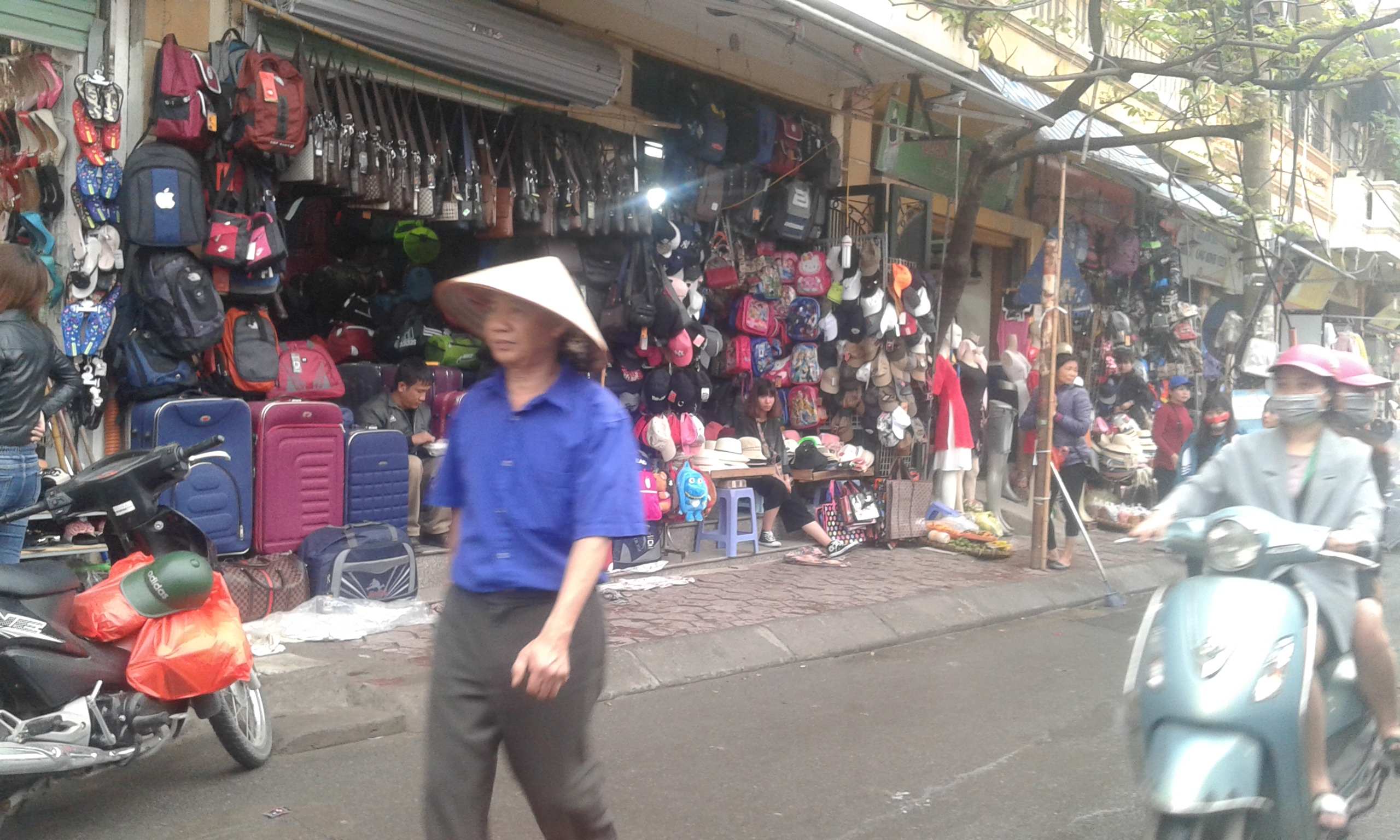 chay-cong-an-cho-xanh-gon-gang-den-la-thuong