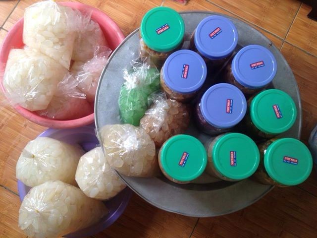 chi-em-ha-thanh-sot-voi-hat-dac-rung