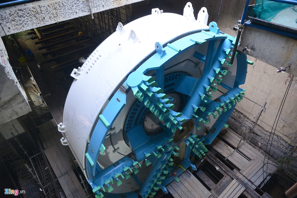 can-canh-robot-tbm-khoan-duong-ham-metro-tphcm