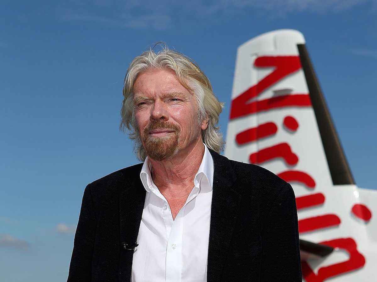Tỷ ph&uacute; Richard Branson c&oacute; th&oacute;i quen dậy sớm từ nhiều năm nay. Ảnh: Internet