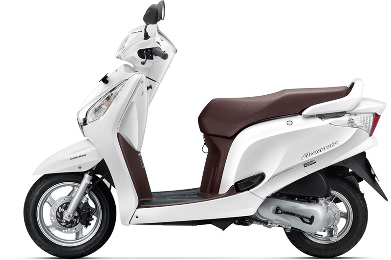mau-xe-ga-moi-dep-long-lanh-gia-chi-18-trieu-cua-honda-co-gi-hay