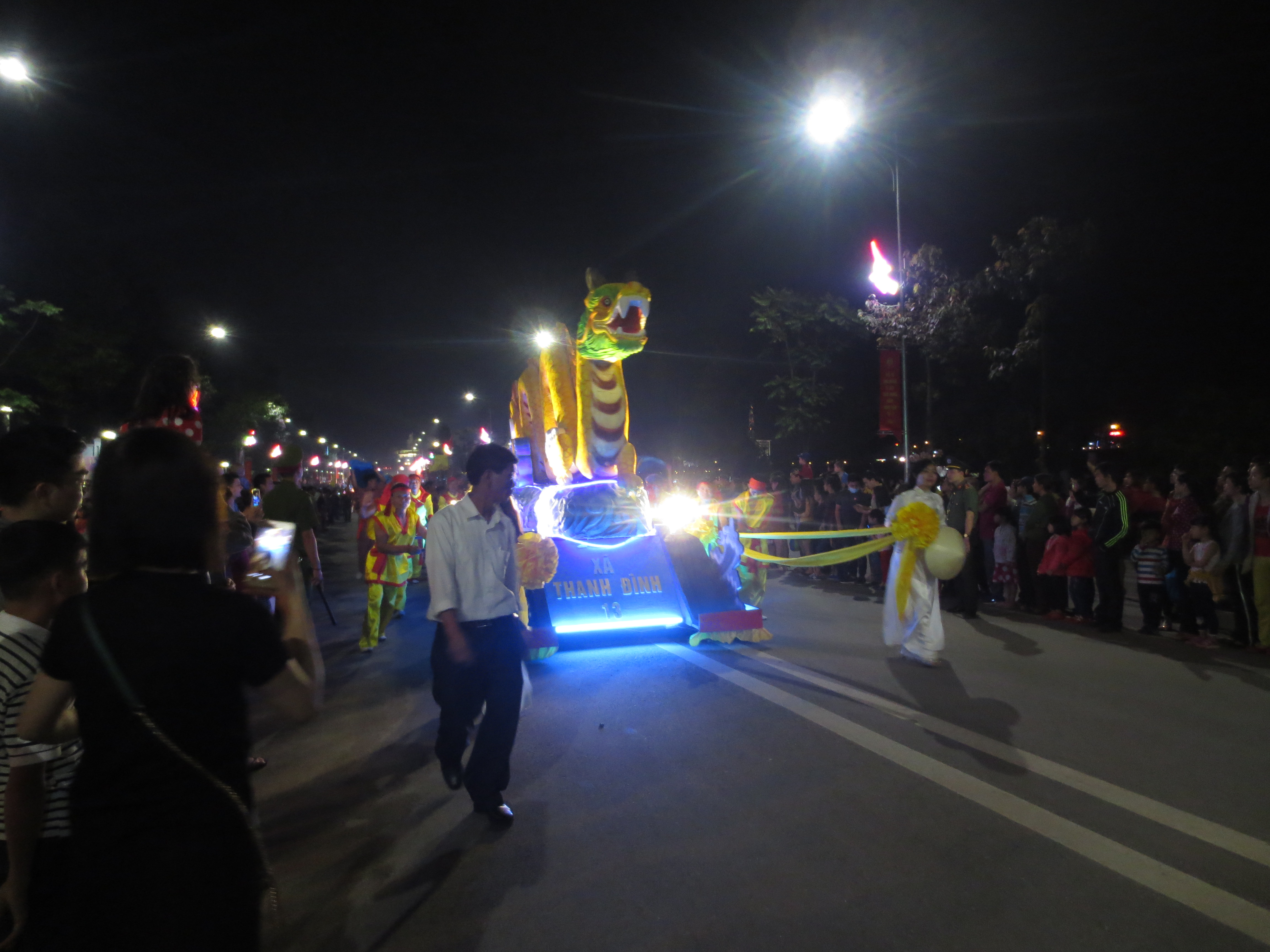 gio-to-hung-vuong--le-hoi-dan-gian-duong-pho-viet-tri-phu-tho