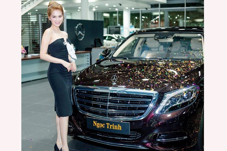 xe-hop-moi-gia-12-ty-cua-nguoi-dep-ngoc-trinh-sang-trong-co-nao