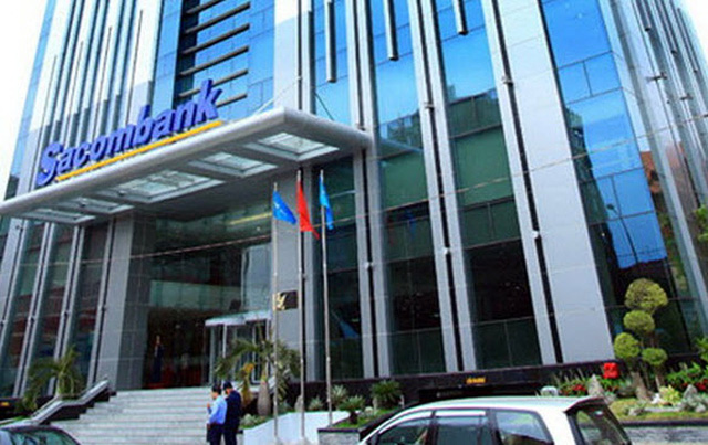 cha-con-tram-be-roi-sacombank-dang-van-thanh-tren-duong-tro-lai
