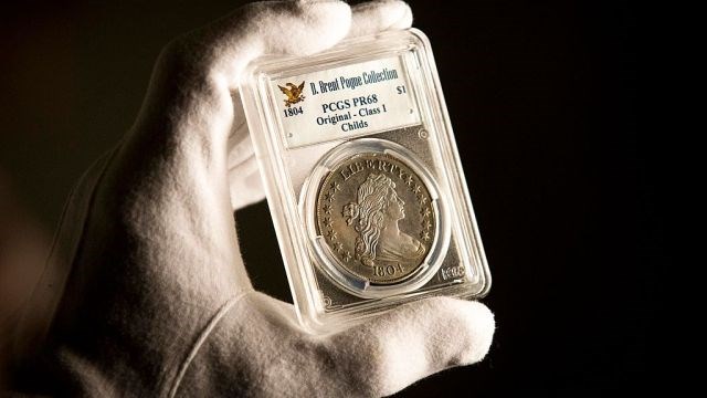 dong-xu-bac-bust-silver-dollar-gia-33-trieu-usd-cua-my-co-gi-la