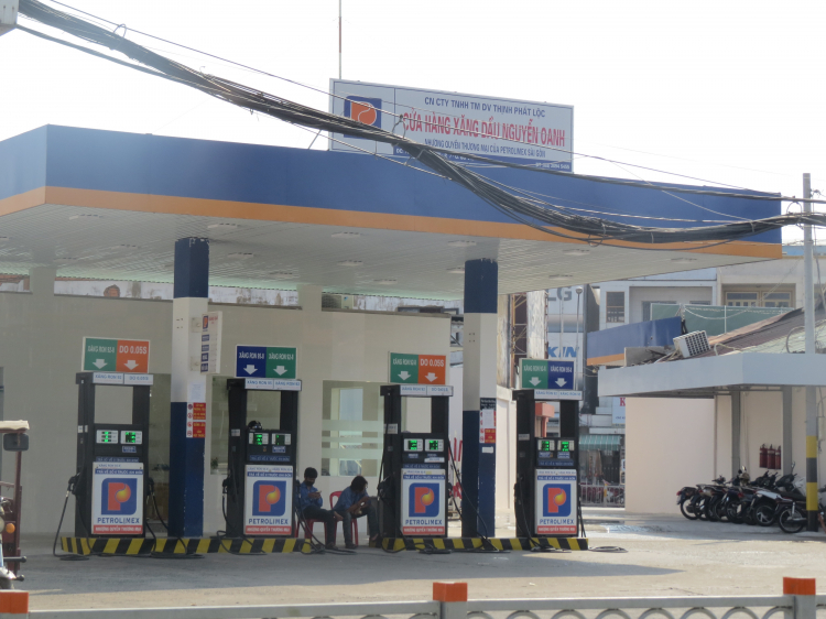 co-phieu-xang-dau-petrolimex-chao-san-hose-voi-ma-chung-khoan-plx