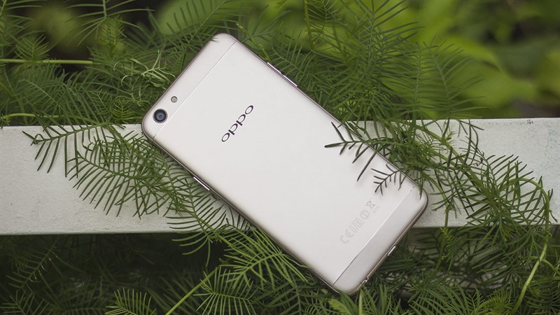 oppo-f3-moi-trinh-lang-tai-thi-truong-viet-gia-749-trieu-co-gi-hay