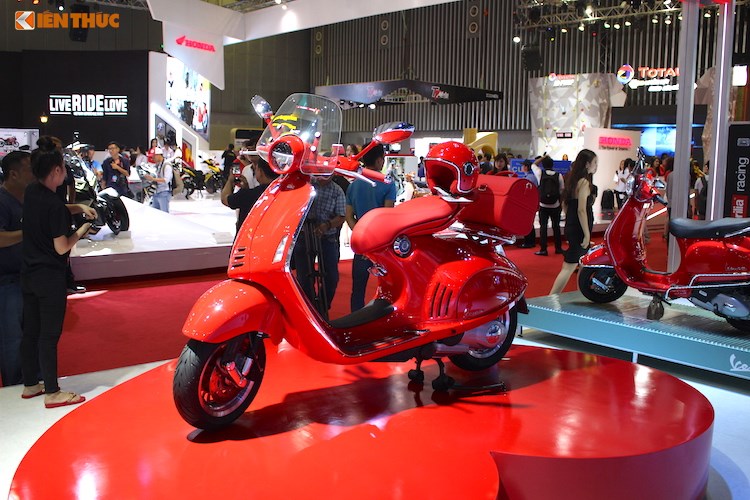 chiec-xe-tay-ga-vespa-gia-gan-nua-ty-moi-ra-mat-thi-truong-viet-co-gi-hay