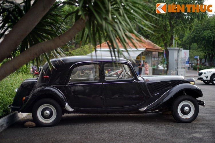can-canh-ve-dep-cua-citroen-traction-avant-sieu-xe-nuoc-phap