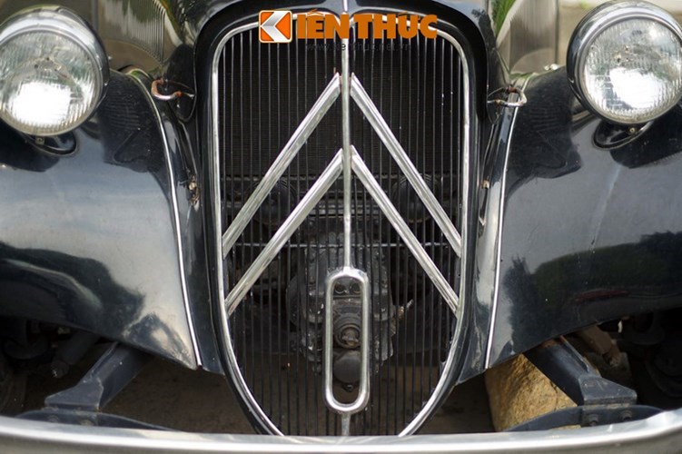 can-canh-ve-dep-cua-citroen-traction-avant-sieu-xe-nuoc-phap