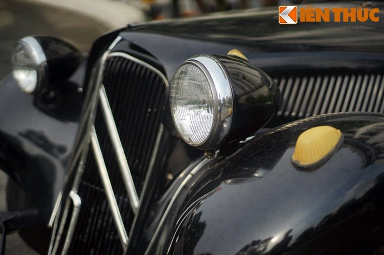 can-canh-ve-dep-cua-citroen-traction-avant-sieu-xe-nuoc-phap