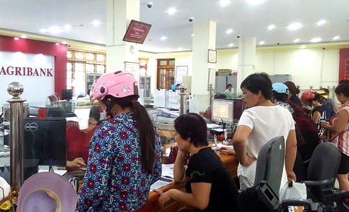tinh-tiet-dang-nghi-vu-mat-hang-chuc-ty-trong-so-tiet-kiem-agribank-lao-cai