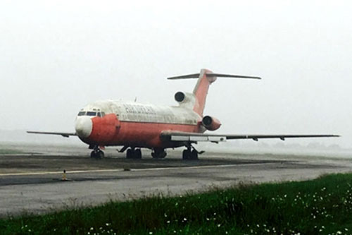tham-dinh-gia-ban-may-bay-boeing-727-bi-bo-roi-o-san-bay-noi-bai
