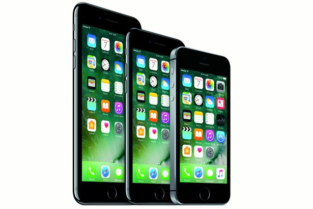 hot-iphone-8-se-cung-cap-tai-nghe-airpod-mien-phi-gia-47-trieu-di-kem