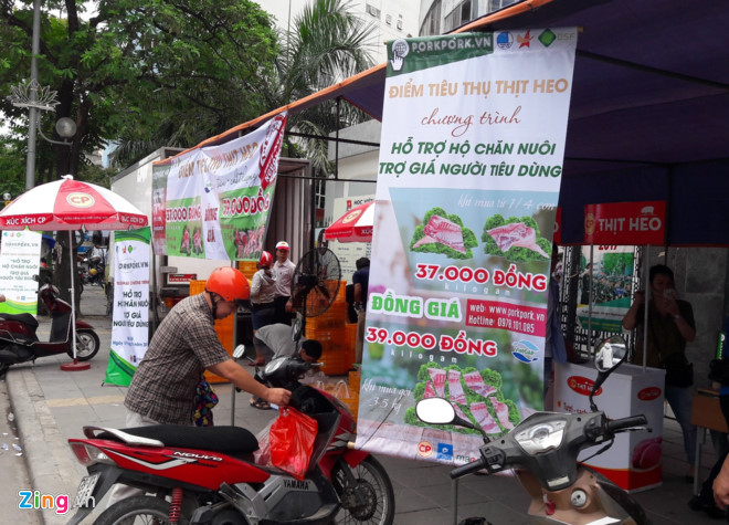 mo-2-diem-ban-thit-lon-dong-gia-39000-dong-o-ha-noi