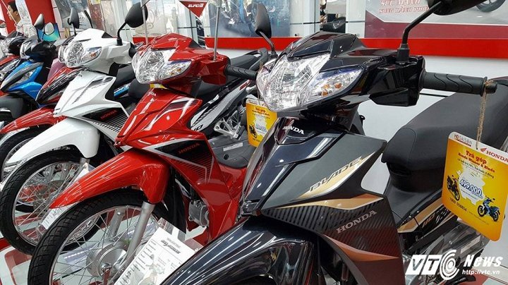 gia-thap-ky-luc-honda-sh-2017-van-co-the-giam-them