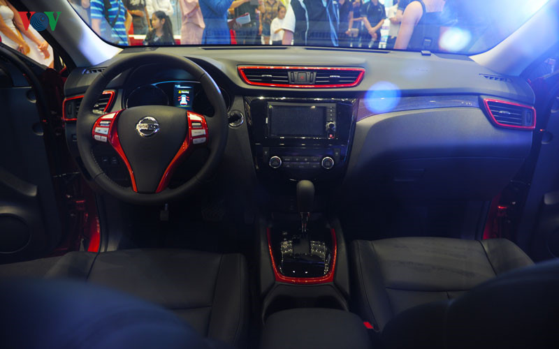 nissan-x-trail-ban-gioi-han-gia-933-trieu-moi-ra-mat-tai-viet-nam-co-gi-dac-biet