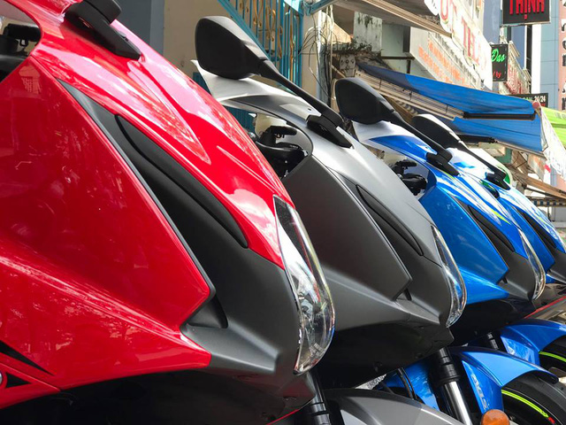 sieu-mo-to-suzuki-gsx-r1000-2017-dau-tien-ve-viet-nam-co-gi-dac-biet