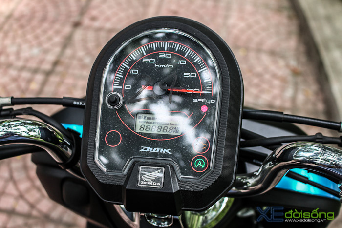 chiec-minibike-honda-dunk-50cc-duoc-het-gia-69-trieu-dong-co-gi-dac-biet