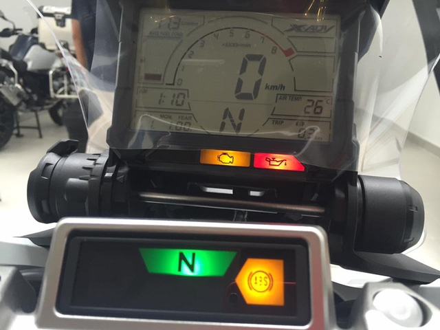 dan-sieu-xe-tay-ga-750-phan-khoi-honda-x-adv-ve-viet-nam-voi-gia-tu-560-trieu-dong