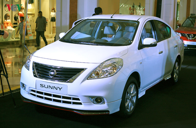 diem-dac-biet-cua-nissan-sunny-premium-s-gia-518-trieu-dong-vua-ra-mat-tai-viet-nam