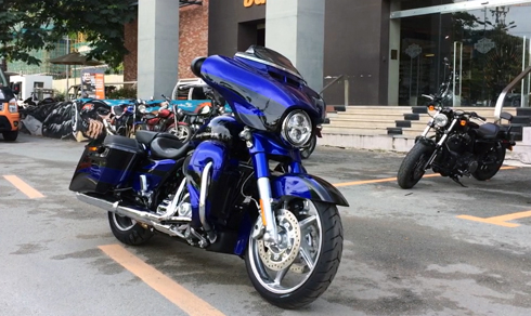 harley-cvo-street-glide-phien-ban-do-chinh-hang-gia-17-ty-dong