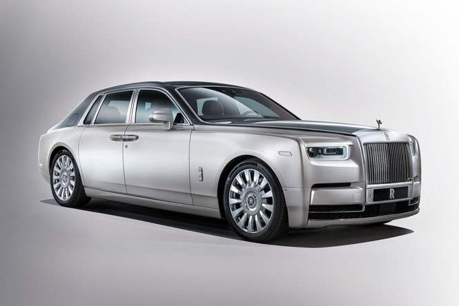 hang-xe-sieu-sang-rolls-royce-vua-trinh-trinh-lang-chiec-phantom-2018