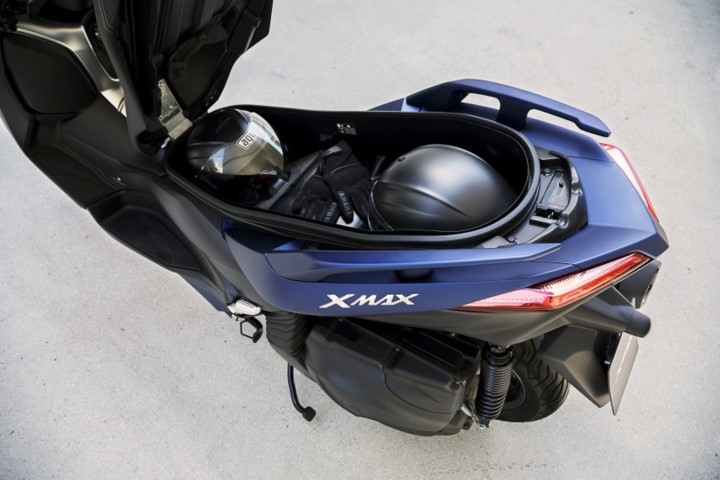 yamaha-x-max-400-2018-vua-ra-mat-co-gi-dac-biet
