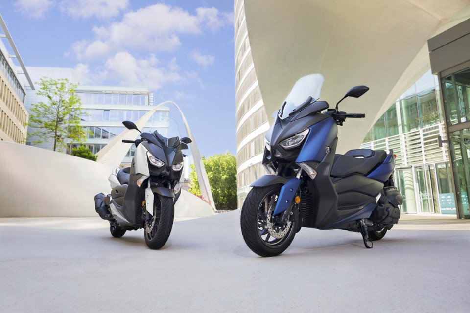 yamaha-x-max-400-2018-vua-ra-mat-co-gi-dac-biet