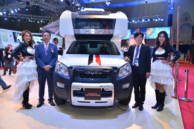 isuzu-motorhome-mau-xe-lan-dau-co-mat-va-duoc-trung-bay-duy-nhat-tai-vms-2017