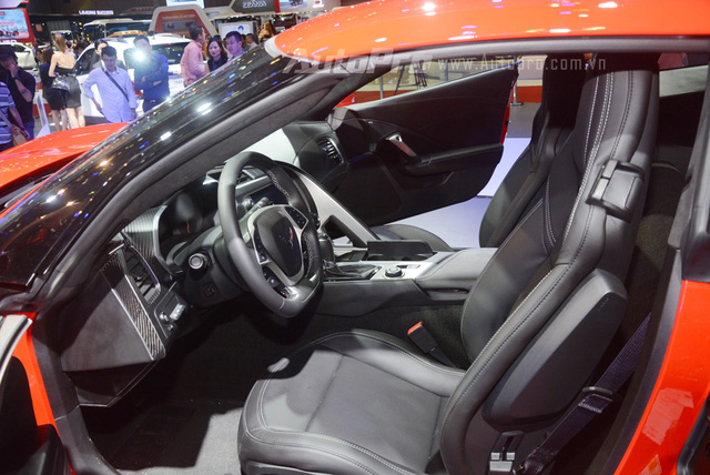 co-gi-dac-biet-o-ban-coupe-ham-ho-chevrolet-corvette-grand-sport-2017-tai-vms-2017