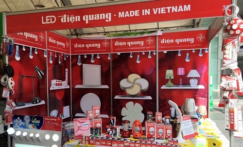 lien-tuc-vi-pham-quy-dinh-cong-bo-thong-tin-bong-den-dien-quang-bi-phat-120-trieu-dong